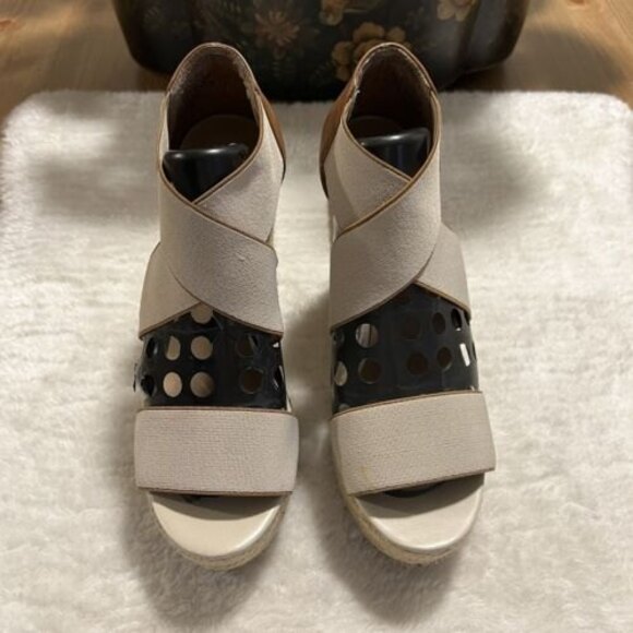 CANDIES Open Toe Beige Espadrille Wedge Platform Heels Elastic Straps Size 7.5M - Picture 2 of 12